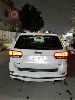 جیپ گراند شیرۆکی
